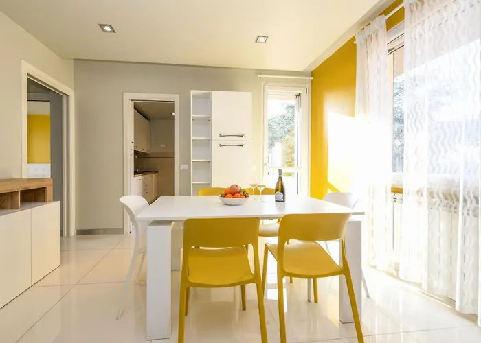 Chloe Apartment Sirmione